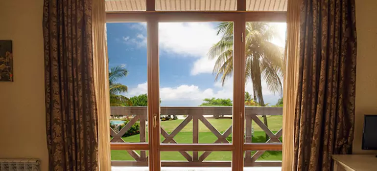 Residential Garden Window Enclosure Repair in Poinciana, FL