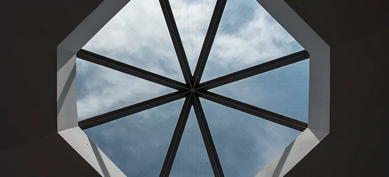 Octagon Window Designs For Homes in Poinciana, FL